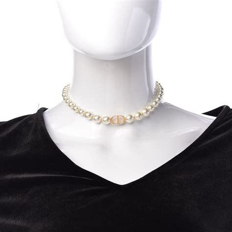 pearl choker dior